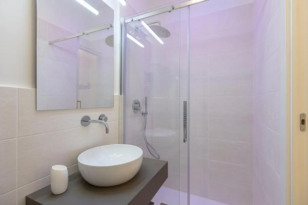 Colosseum Holidays - Three-Bedroom Apartment Рим
